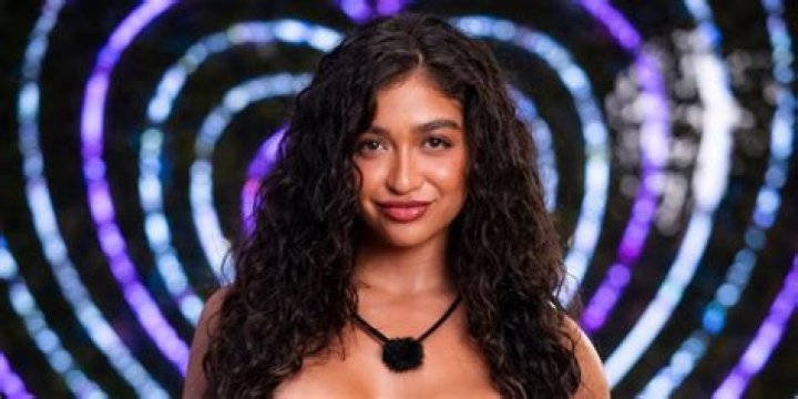 Bri Blossom: The OnlyFans Sensation and the Controversy Surrounding Her Leaked Content