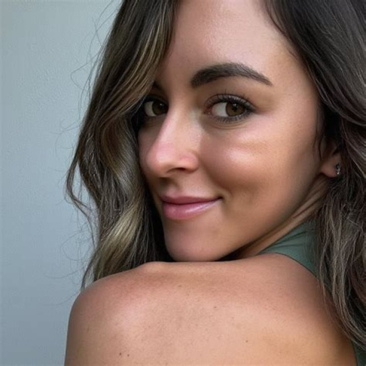 Exploring the Allure of vanessaraeadams OnlyFans