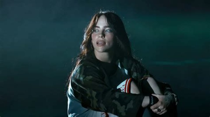 Exploring the Alluring World of Hot Billie Eilish Pics