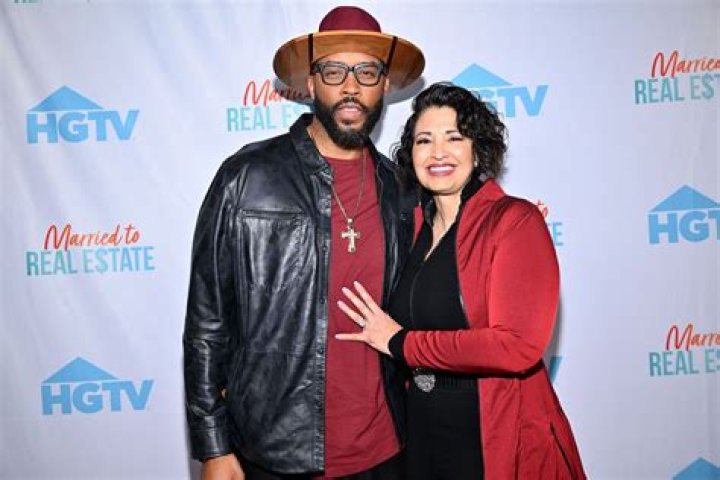 Exploring the Connection Between Montell Jordan and Kamala