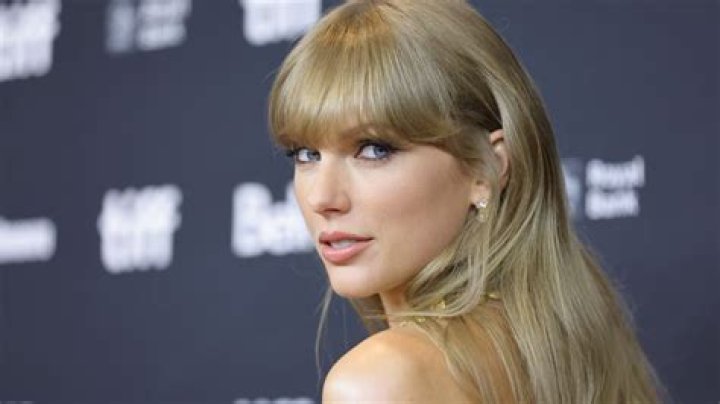 Taylor Swift: The Enigmatic Star's Height and Weight Revealed