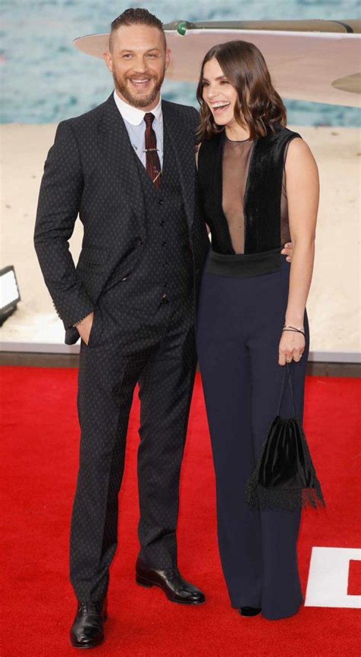 Tom Hardy's New Girlfriend: Unveiling the Mystery