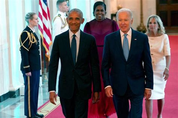 Unveiling the Bonds: Obama’s Best Friend in College