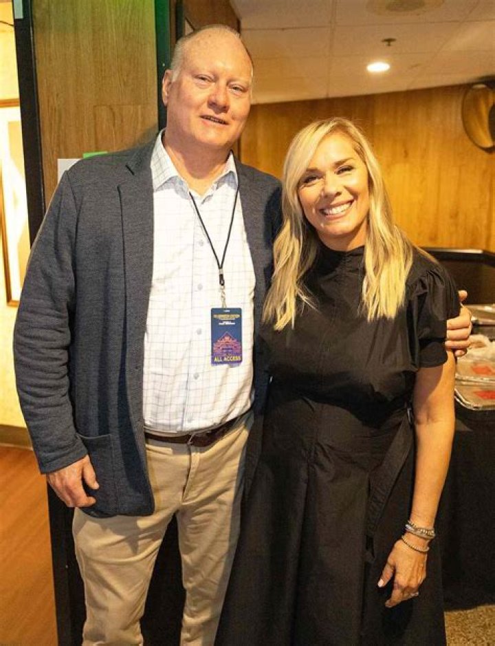 Unveiling the Life of Leanne Morgan's Husband