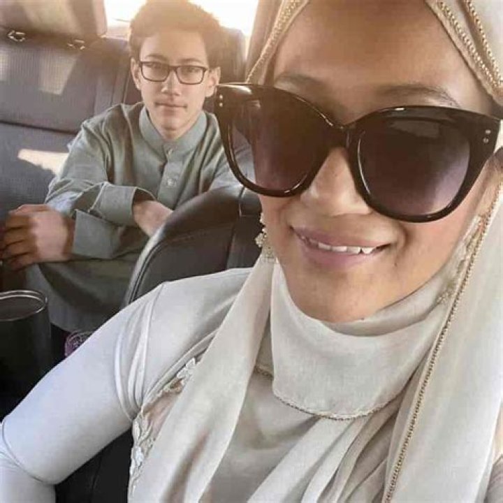 Unveiling the Life of Nouman Ali Khan's Wife, Valerie De Leon
