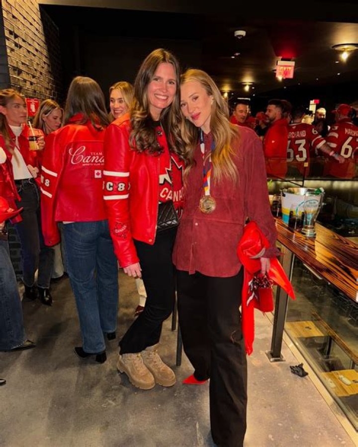 Unveiling the Life of Sidney Crosby's Wife: A Deep Dive into the Woman Behind the Hockey Star