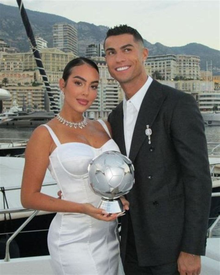 Unveiling the Reality of Stable Ronaldo's Girlfriend